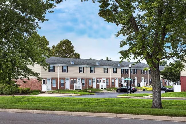 Townhomes at Woodington Gardens